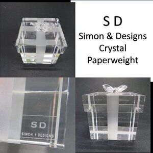Simon Designs Crystal gift box paperweight Birthday, Christmas, Collectable